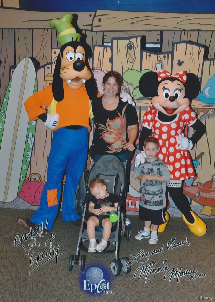 Chase Disney Visa Character Meet and Greet at Epcot, 2012