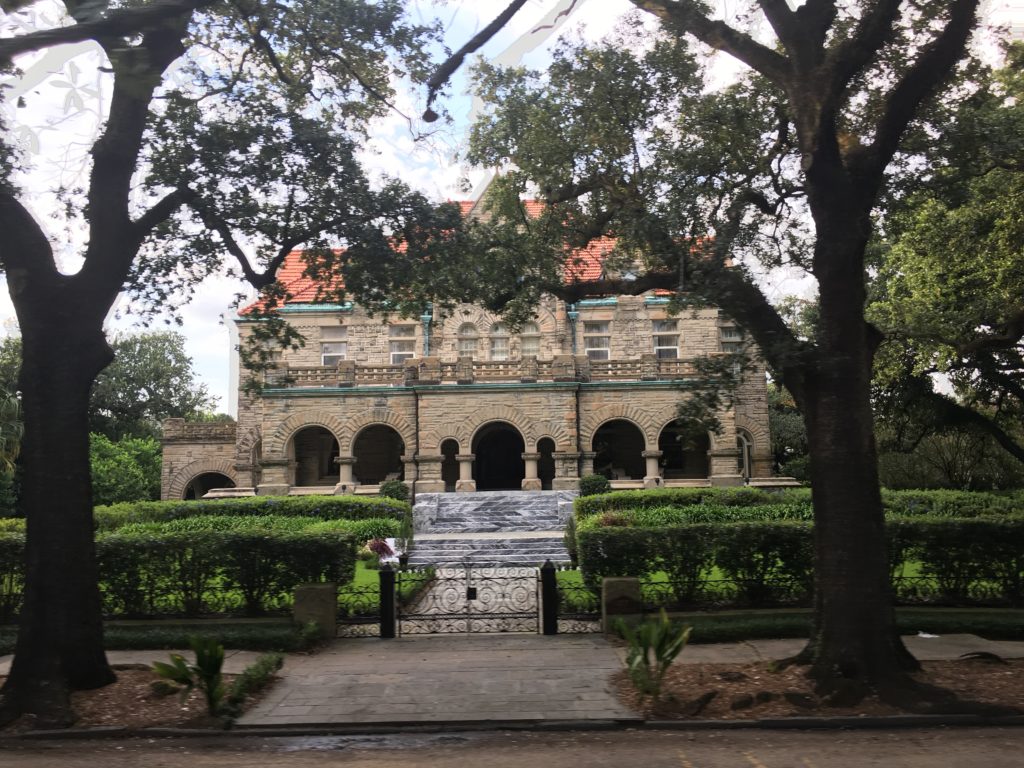 48 Kid-free Hours in NOLA plus Sheraton New Orleans Review