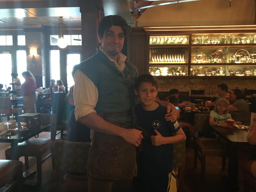 Disney World's Bon Voyage Adventure Breakfast Review