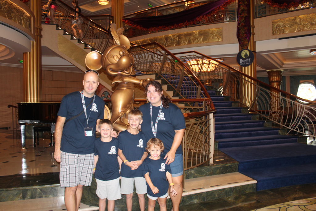 Matching Shirts for Family Vacations: Yay or Nay?