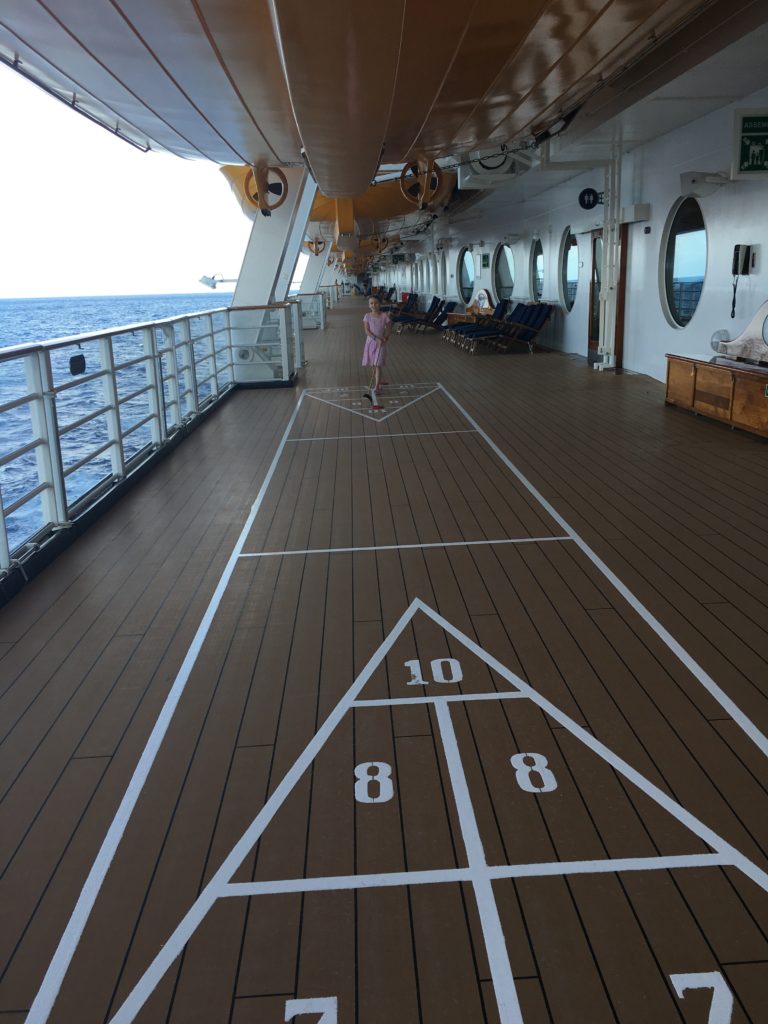 How to Avoid Crowds on Disney Cruise Line