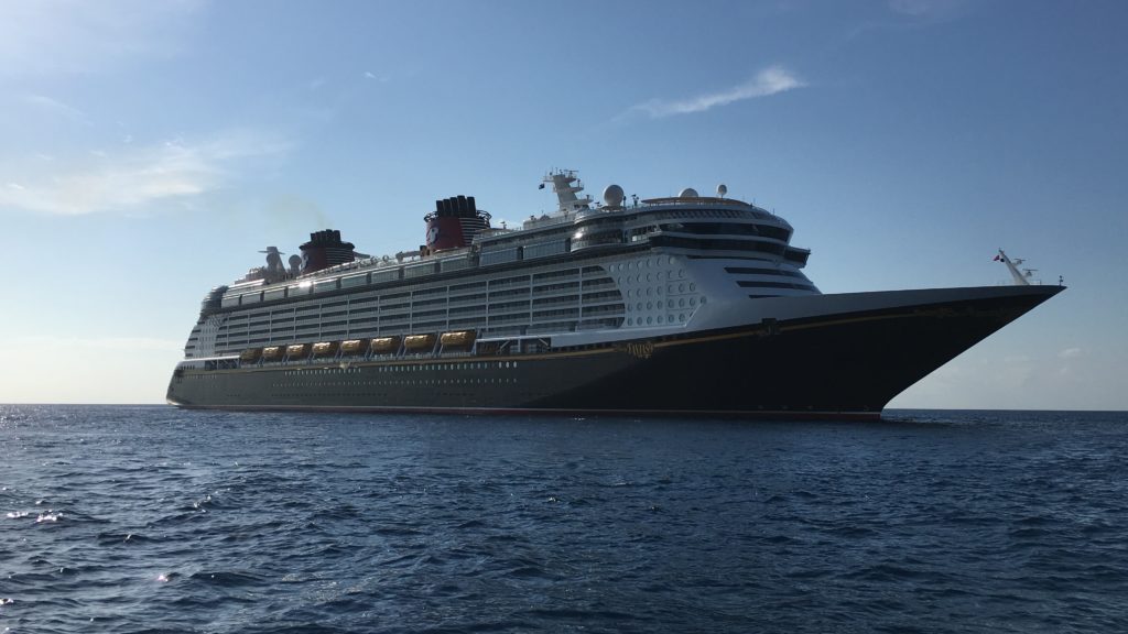 How to Avoid Crowds on Disney Cruise Line