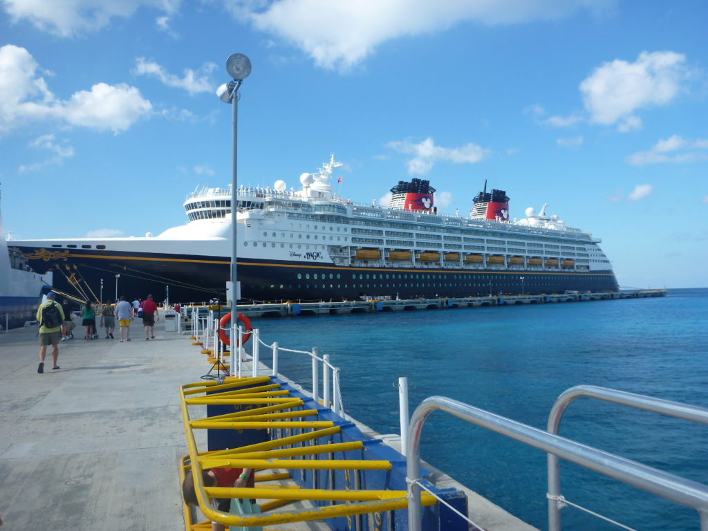 Cruise Ships: Promotional Photos vs. Reality