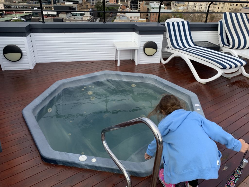 Holiday Inn Old Sydney