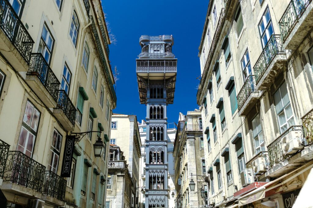 a tall elevator in a city