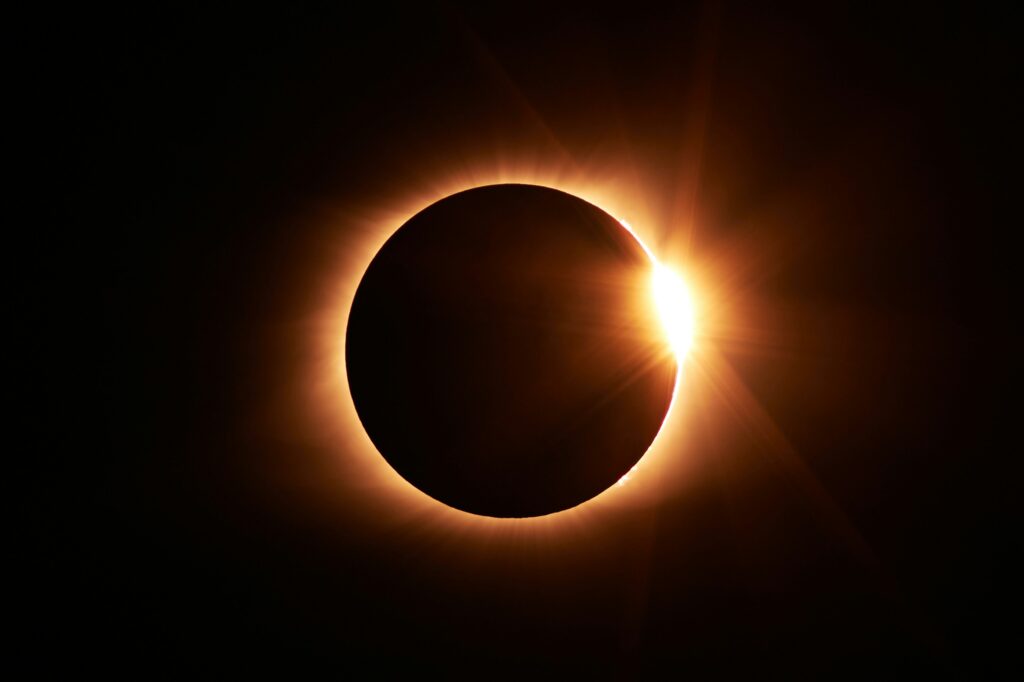 a sun eclipse in the sky