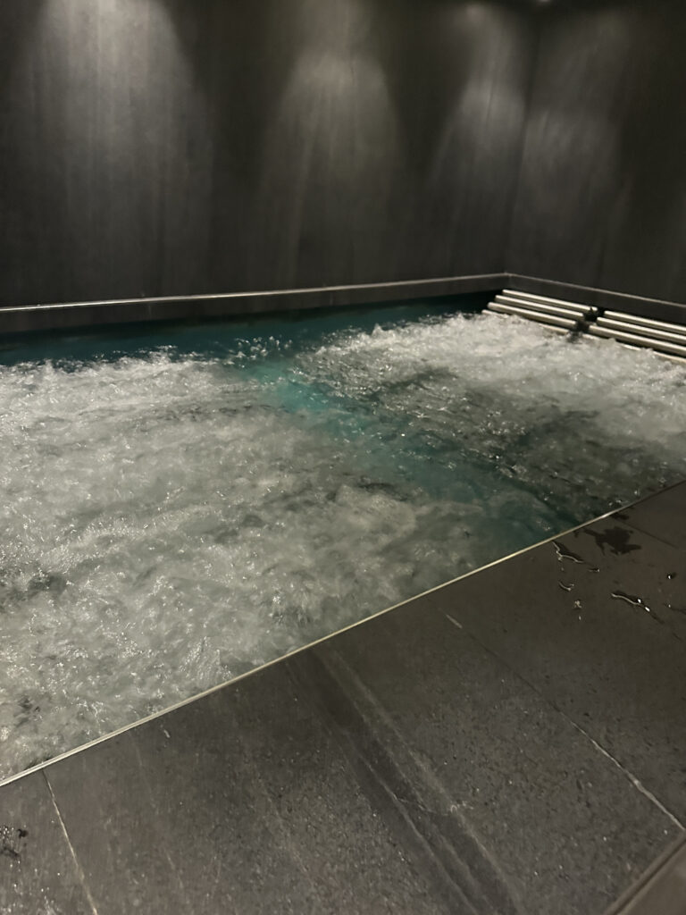 a pool with water in it
