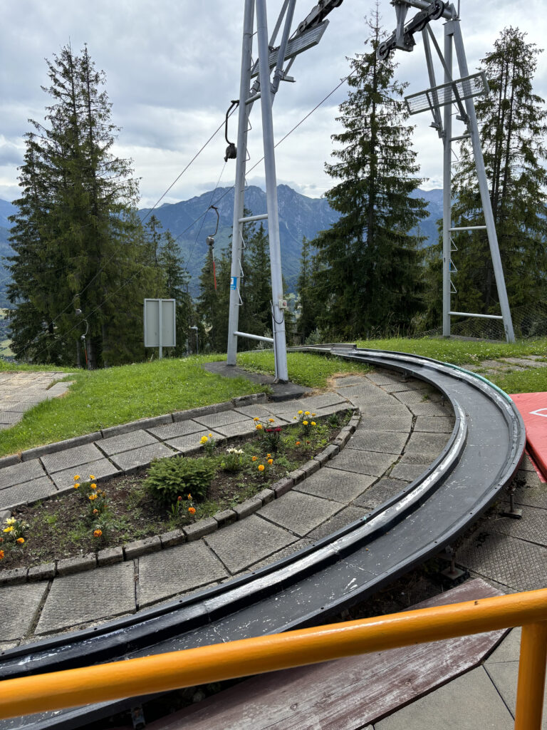 a train track on a hill